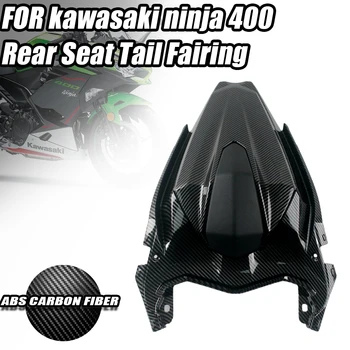 A Kawasaki Ninja 400 2018 2019 2020-Ig Szén-Rost Színű Motorkerékpár Hátsó Hátsó Ülésén Utas Burkolat Ülés Hátlap Burkolat Rész